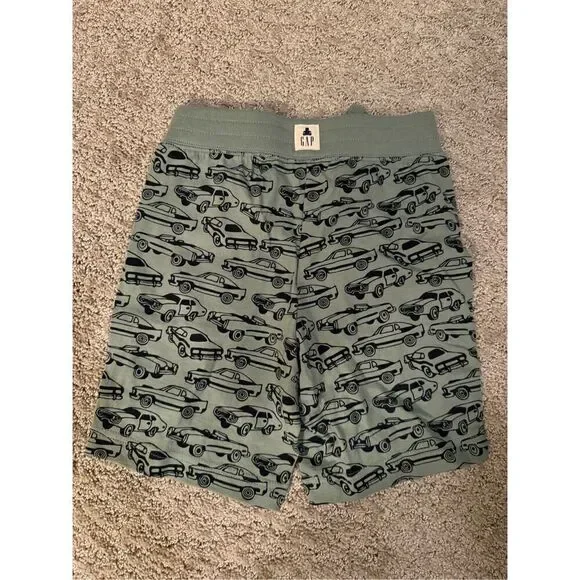 Boys 3T organic cotton shorts new without tags from Gap - Picture 3 of 3